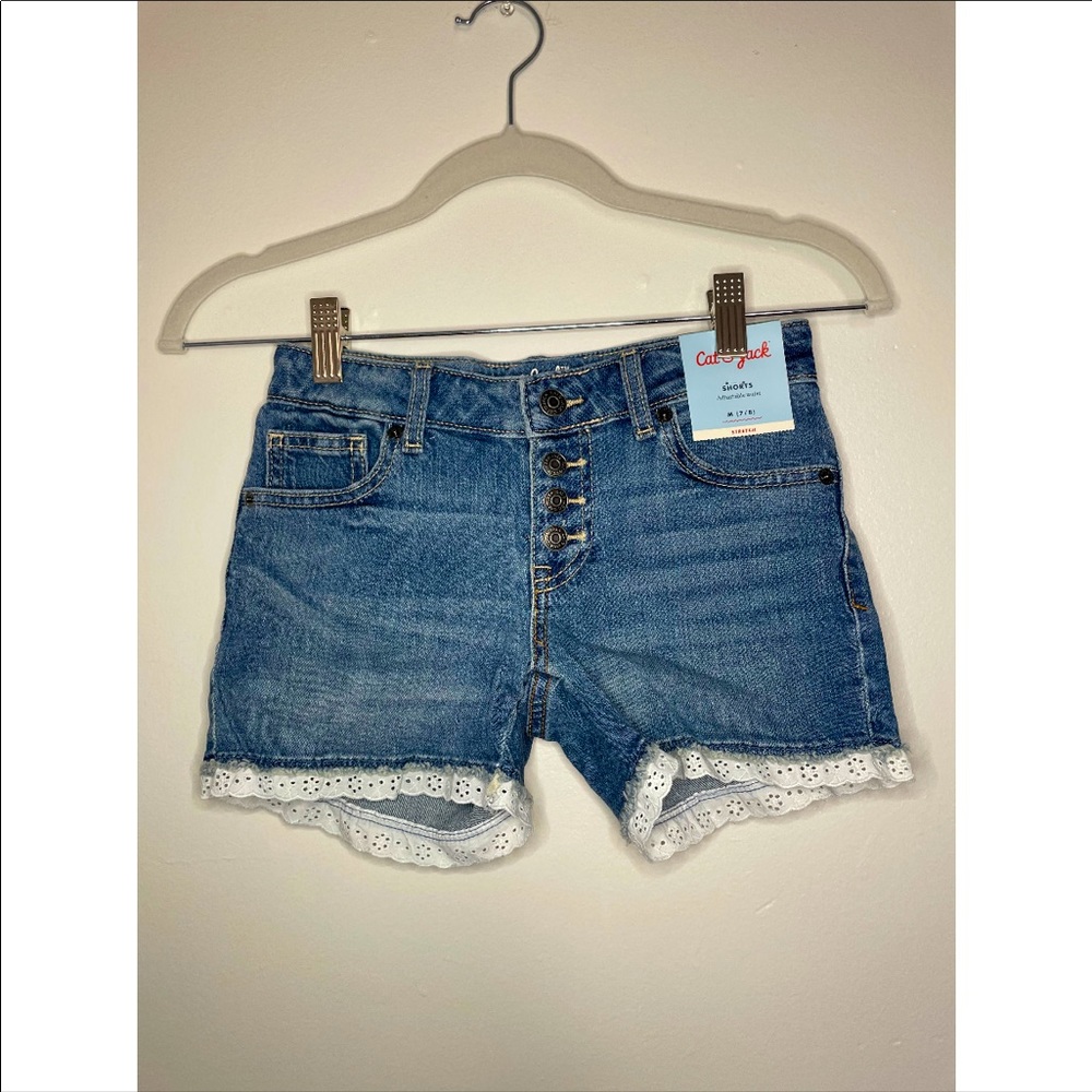 ❌SOLD❌Bottom Lace Jean Shorts